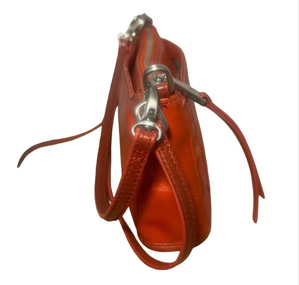 HOBO Cadence Leather Convertible Purse - Picture 6 of 9